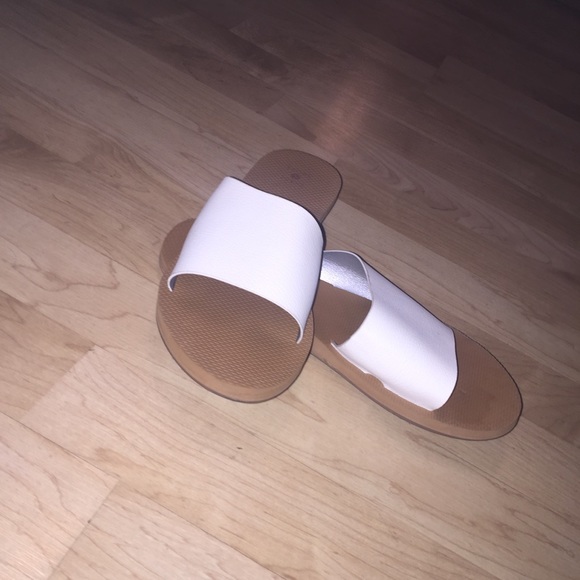 Sandals - Picture 2 of 2